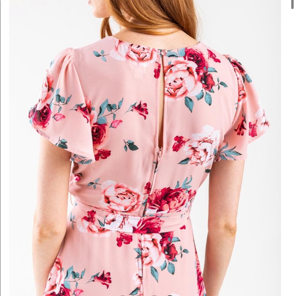 NWT! PINK FLORAL WRAP DRESS. S/M/L